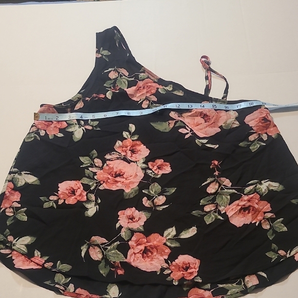 Seven Sisters Womens Floral Black One-Shoulder Top Adjustable Strap Large NWT - Picture 6 of 8